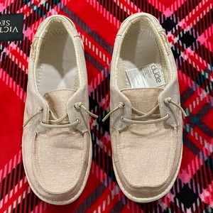 Hey Dudes. Need insoles